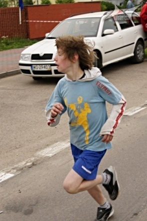 XVI Międzynarodowy Półmaraton Kurpiowski w Ostrołęce - PRZEDBIEGI (09.05.2010) - zdjęcie #39 - eOstroleka.pl